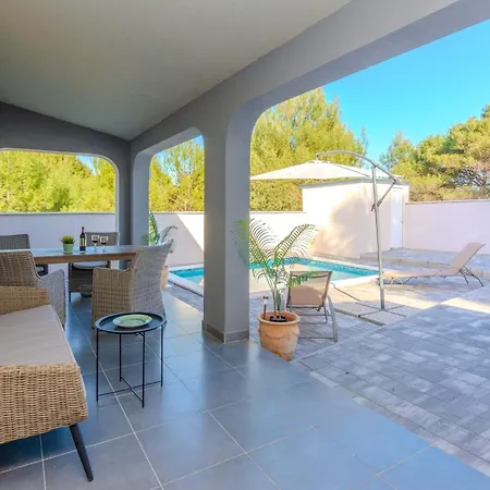 Hh Stjepanovic By Interhome Tatil Evi